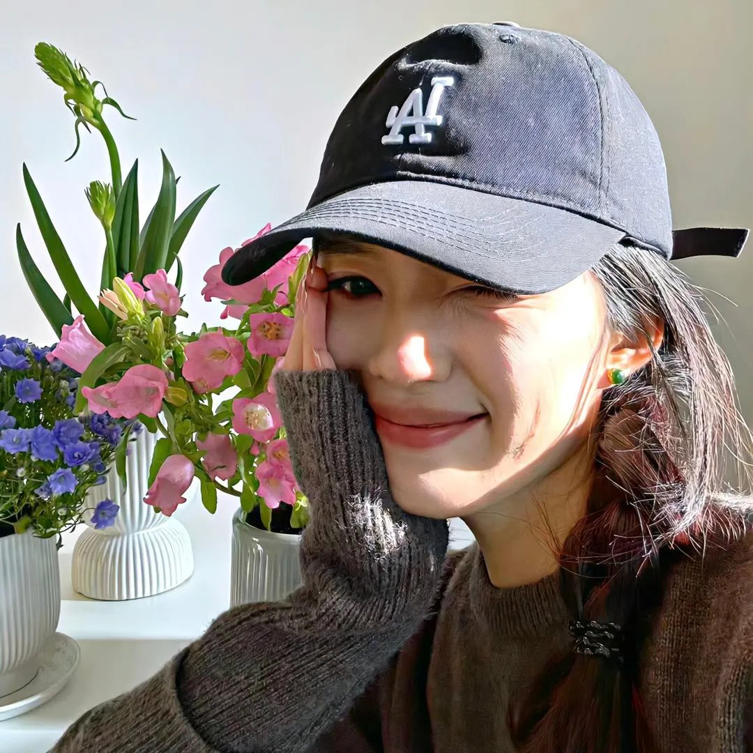 亚当和伊夫海报